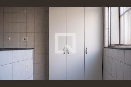 Apartamento para alugar com 65m², 2 quartos e 1 vagaÁrea de Serviço
