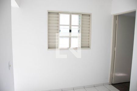 Quarto  de casa de condomínio para alugar com 1 quarto, 40m² em Vila Taquari, São Paulo