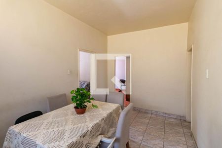 Sala de casa à venda com 3 quartos, 296m² em Santa Efigênia, Belo Horizonte
