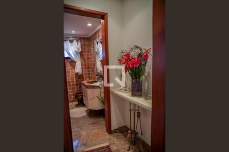 Apartamento à venda com 210m², 3 quartos e 3 vagasBanheiro Social