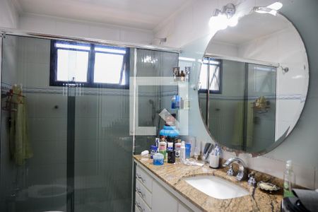 Apartamento à venda com 210m², 3 quartos e 3 vagasBanheiro do Quarto 2