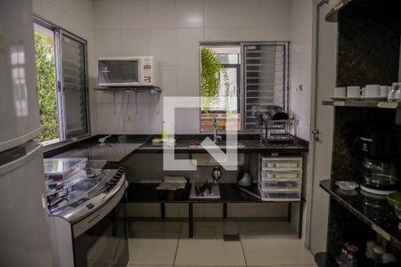 Apartamento à venda com 210m², 3 quartos e 3 vagasCozinha