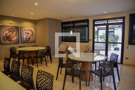 Apartamento à venda com 210m², 3 quartos e 3 vagasÁrea comum - Salão de festas