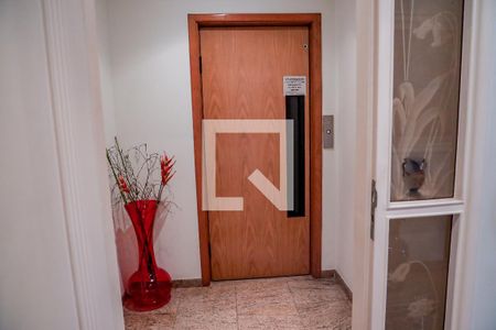 Detalhe Sala de apartamento à venda com 3 quartos, 210m² em Jardim Anália Franco, São Paulo