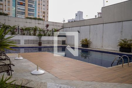 Apartamento à venda com 210m², 3 quartos e 3 vagasÁrea comum - Piscina