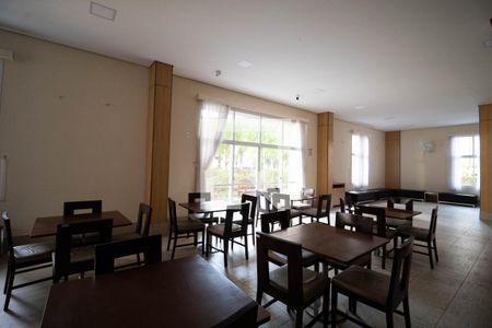 Apartamento à venda com 84m², 2 quartos e 2 vagas Apartamento à venda com 84m², 2 quartos e 2 vagasSalão de Festas