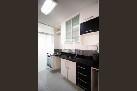 Apartamento à venda com 84m², 2 quartos e 2 vagas Apartamento à venda com 84m², 2 quartos e 2 vagasCozinha