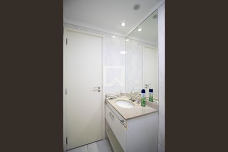 Apartamento à venda com 84m², 2 quartos e 2 vagas Apartamento à venda com 84m², 2 quartos e 2 vagasBanheiro