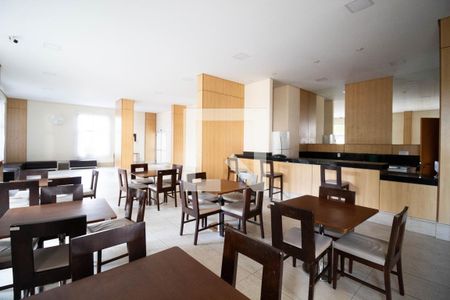 Apartamento à venda com 84m², 2 quartos e 2 vagas Apartamento à venda com 84m², 2 quartos e 2 vagasSalão de Festas
