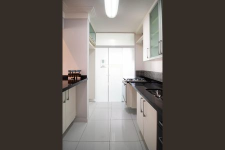 Apartamento à venda com 84m², 2 quartos e 2 vagas Apartamento à venda com 84m², 2 quartos e 2 vagasCozinha