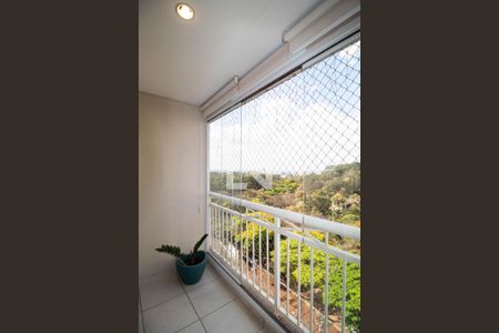 Apartamento à venda com 84m², 2 quartos e 2 vagas Apartamento à venda com 84m², 2 quartos e 2 vagasVaranda