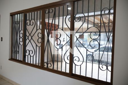 Sala de casa à venda com 3 quartos, 100m² em Vila Paulo Silas, São Paulo