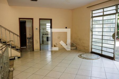 Sala de casa à venda com 4 quartos, 300m² em Icaraí, Niterói