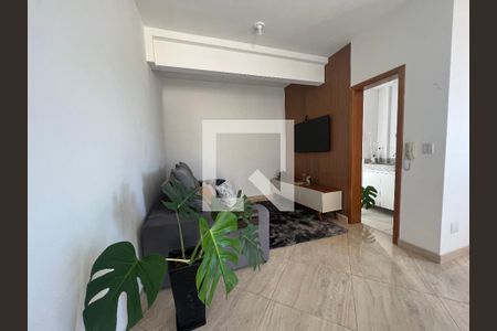 Detalhe Sala de apartamento para alugar com 2 quartos, 145m² em Alvorada, Contagem