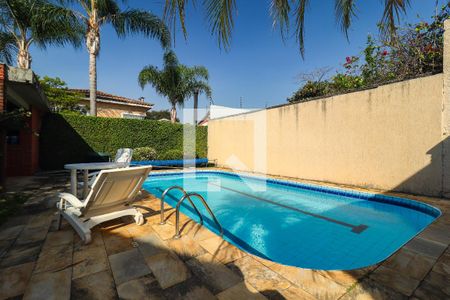 Casa de condomínio à venda com 400m², 4 quartos e 4 vagasÁrea externa