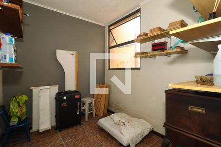 Casa de condomínio à venda com 400m², 4 quartos e 4 vagasQuarto de Serviço