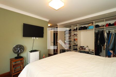 Casa de condomínio à venda com 400m², 4 quartos e 4 vagasSuíte 1