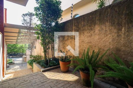 Casa de condomínio à venda com 400m², 4 quartos e 4 vagasÁrea externa