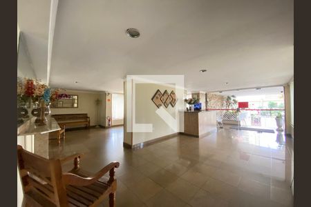 Apartamento à venda com 68m², 2 quartos e 2 vagasHall de entrada