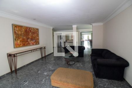 Apartamento à venda com 213m², 3 quartos e 4 vagas Apartamento à venda com 213m², 3 quartos e 4 vagasHall social