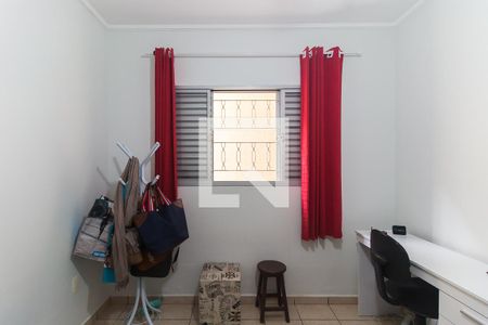 Casa para alugar com 172m², 4 quartos e 2 vagas Casa para alugar com 172m², 4 quartos e 2 vagasQuarto 1