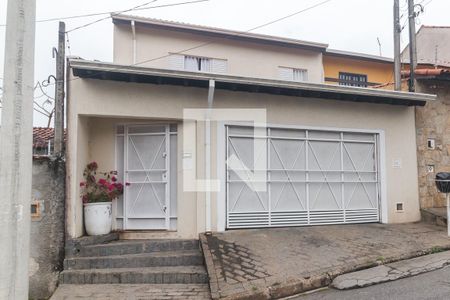 Casa para alugar com 172m², 4 quartos e 2 vagas Casa para alugar com 172m², 4 quartos e 2 vagasFachada