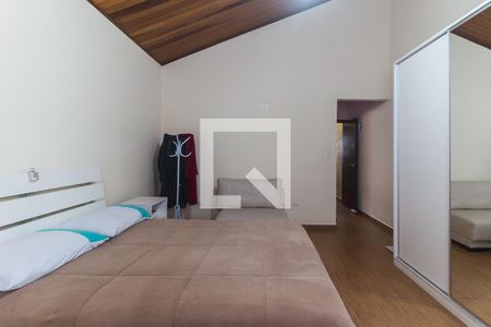 Casa para alugar com 172m², 4 quartos e 2 vagas Casa para alugar com 172m², 4 quartos e 2 vagasQuarto 4 - Suíte 2