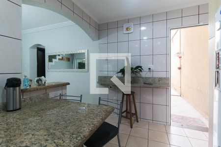 Casa para alugar com 172m², 4 quartos e 2 vagas Casa para alugar com 172m², 4 quartos e 2 vagasCozinha