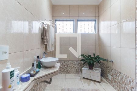 Casa para alugar com 172m², 4 quartos e 2 vagas Casa para alugar com 172m², 4 quartos e 2 vagasBanheiro da Suíte 2