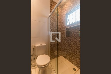 Casa para alugar com 172m², 4 quartos e 2 vagas Casa para alugar com 172m², 4 quartos e 2 vagasBanheiro 1