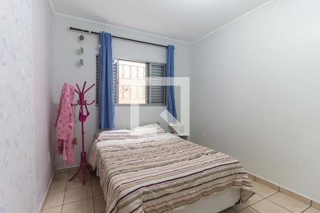 Casa para alugar com 172m², 4 quartos e 2 vagas Casa para alugar com 172m², 4 quartos e 2 vagasQuarto 3 - Suíte 1