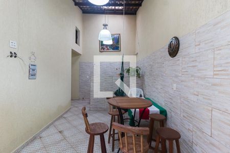 Casa para alugar com 172m², 4 quartos e 2 vagas Casa para alugar com 172m², 4 quartos e 2 vagasEspaço Gourmet