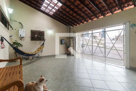 Casa para alugar com 172m², 4 quartos e 2 vagas Casa para alugar com 172m², 4 quartos e 2 vagasGaragem