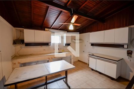 Casa à venda com 300m², 3 quartos e 1 vagaCozinha