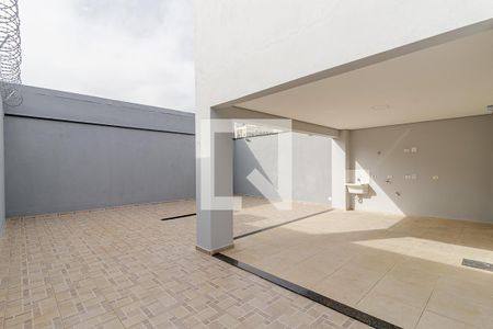 Casa à venda com 252m², 4 quartos e 6 vagasQuintal