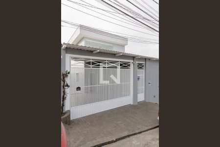 Casa à venda com 252m², 4 quartos e 6 vagasFachada