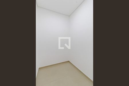 Casa à venda com 252m², 4 quartos e 6 vagasEscritório 