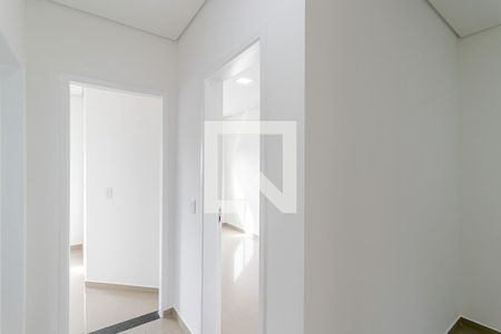 Casa à venda com 252m², 4 quartos e 6 vagasCorredor