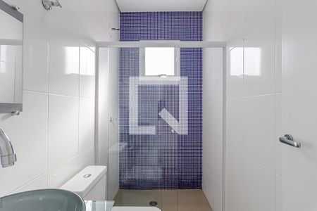 Casa à venda com 252m², 4 quartos e 6 vagasBanheiro 