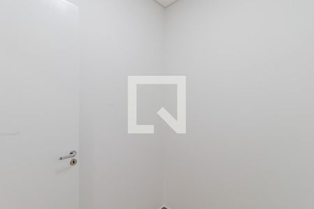 Casa à venda com 252m², 4 quartos e 6 vagasEscritório 