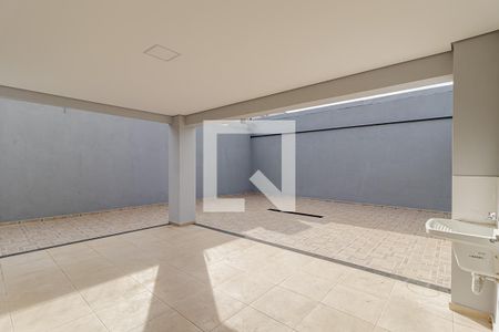 Casa à venda com 252m², 4 quartos e 6 vagasÁrea de Serviço