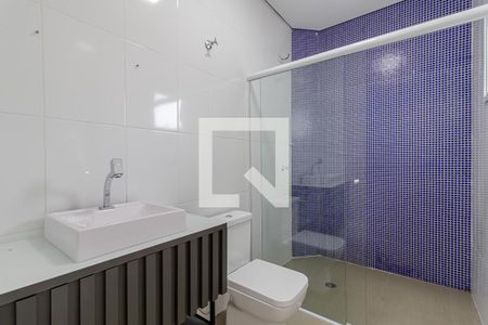 Casa à venda com 252m², 4 quartos e 6 vagasBanheiro da Suíte 1