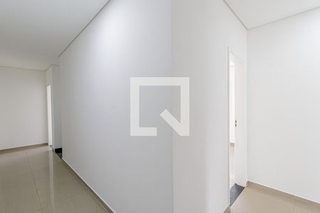 Casa à venda com 252m², 4 quartos e 6 vagasCorredor