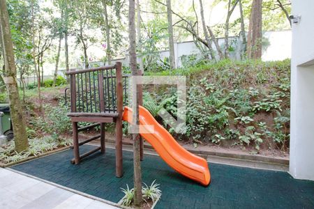 Apartamento para alugar com 75m², 2 quartos e 1 vaga Apartamento para alugar com 75m², 2 quartos e 1 vagaÁrea comum - Playground