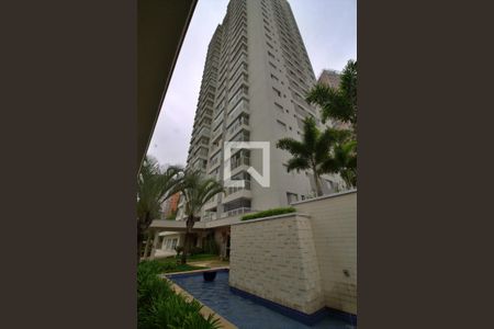 Apartamento para alugar com 75m², 2 quartos e 1 vaga Apartamento para alugar com 75m², 2 quartos e 1 vagaFachada e portaria