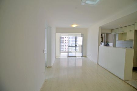 Sala  de apartamento para alugar com 2 quartos, 75m² em Vila Andrade, São Paulo