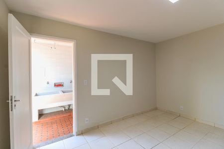 Casa à venda com 120m², 2 quartos e 2 vagas Casa à venda com 120m², 2 quartos e 2 vagasQuarto de Serviço