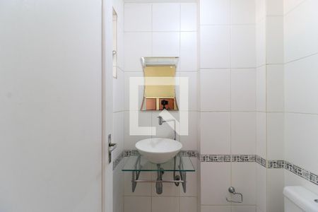 Casa à venda com 120m², 2 quartos e 2 vagas Casa à venda com 120m², 2 quartos e 2 vagasLavabo