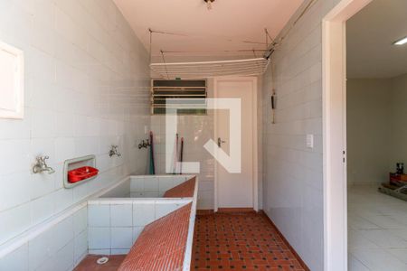 Casa à venda com 120m², 2 quartos e 2 vagas Casa à venda com 120m², 2 quartos e 2 vagasÁrea de Serviço