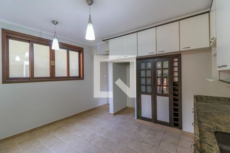 Casa à venda com 120m², 2 quartos e 2 vagas Casa à venda com 120m², 2 quartos e 2 vagasCozinha